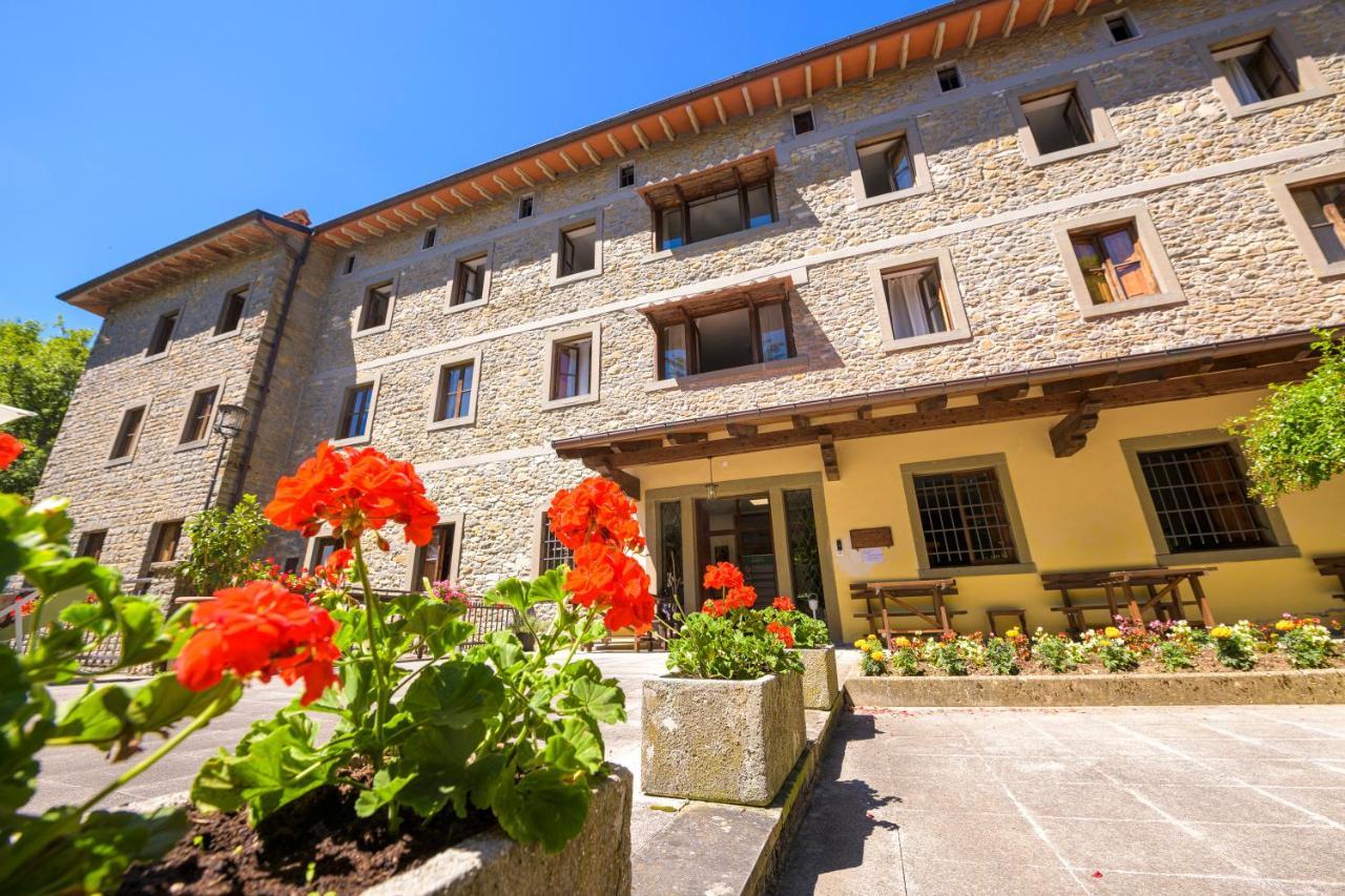 Hotel Casa PerFerie “PASTOR ANGELICUS” Verna Exterior foto